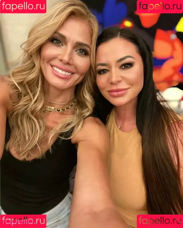 Torrie Wilson Onlyfans Photo Gallery 