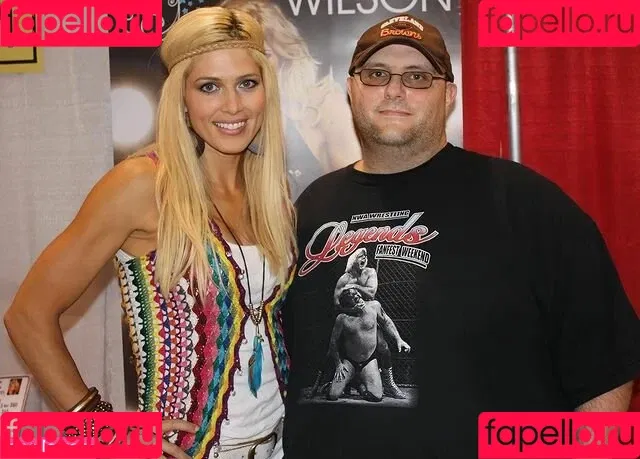 Torrie Wilson Onlyfans Photo Gallery 
