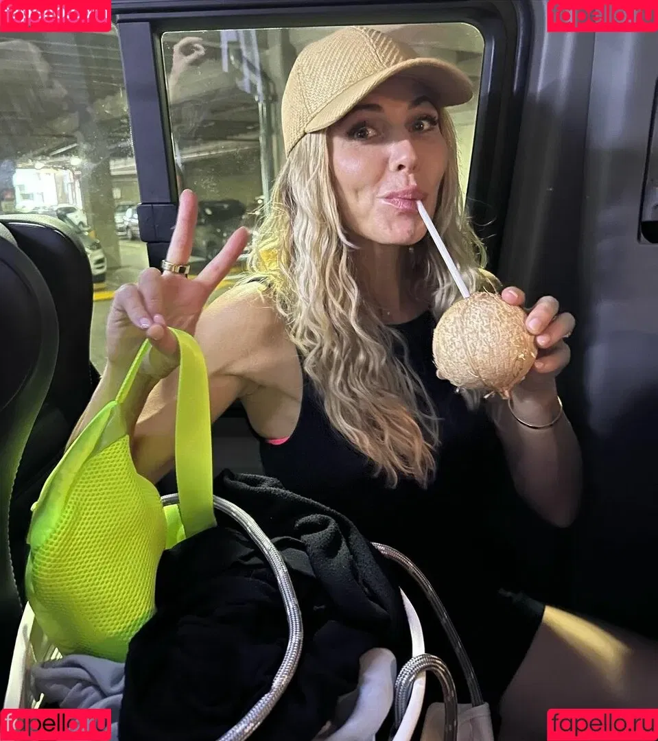 Torrie Wilson Onlyfans Photo Gallery 