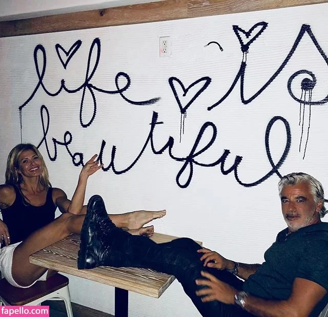 Torrie Wilson Onlyfans Photo Gallery 