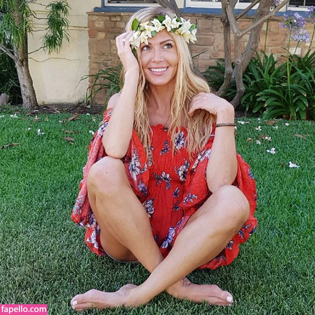 Torrie Wilson Onlyfans Photo Gallery 