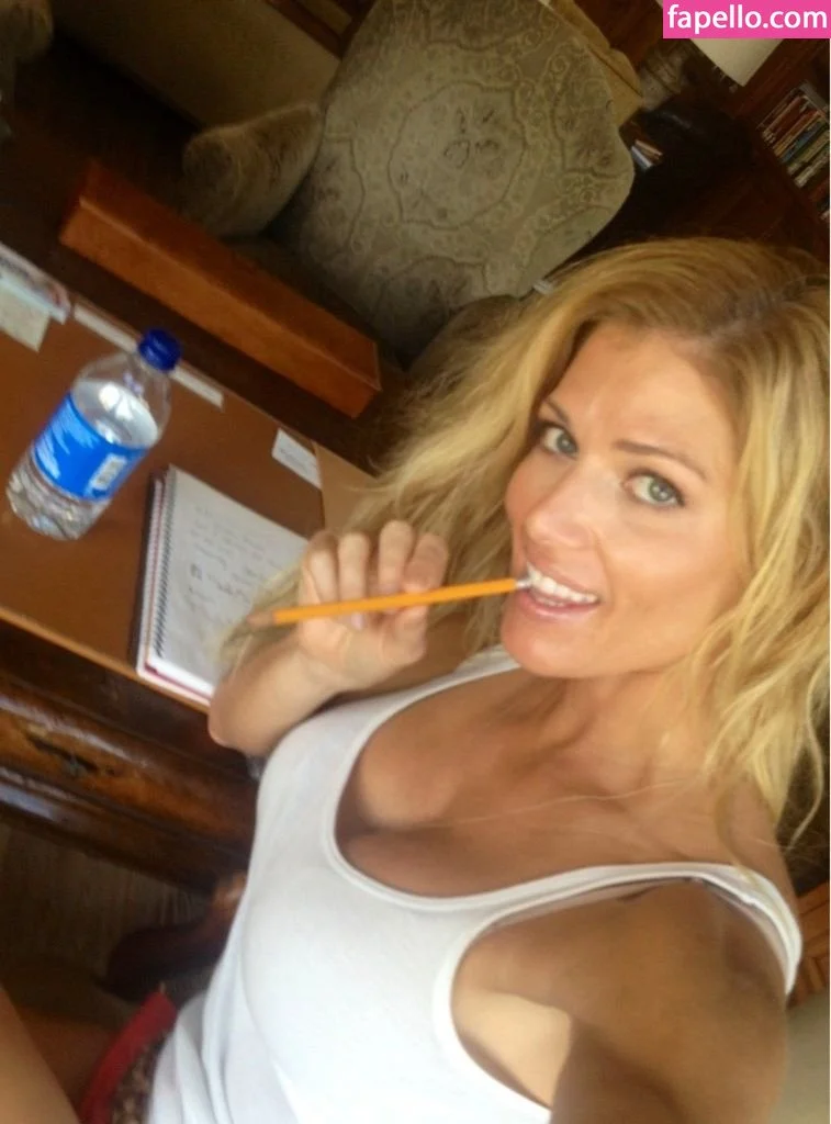 Torrie Wilson Onlyfans Photo Gallery 