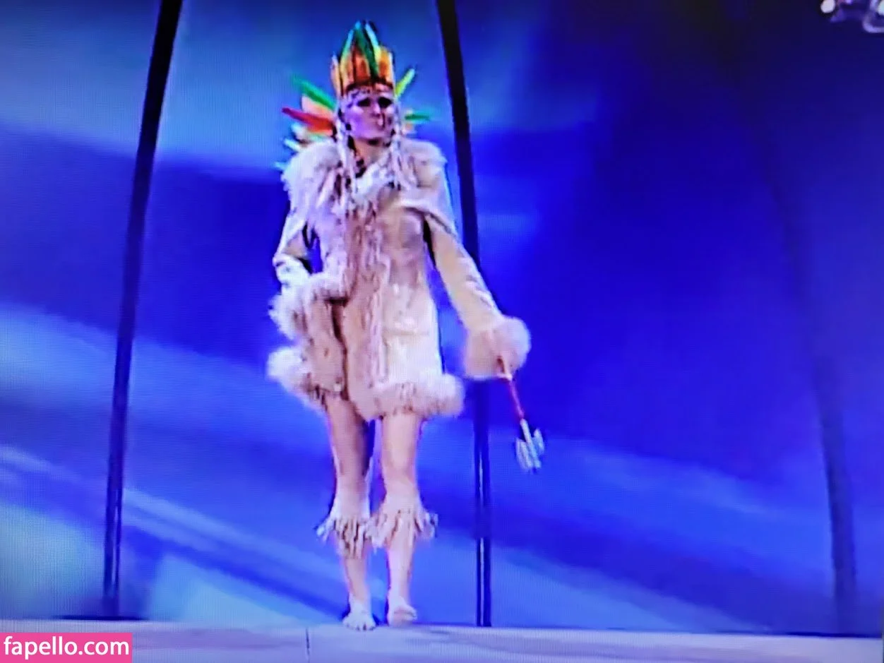 Torrie Wilson Onlyfans Photo Gallery 