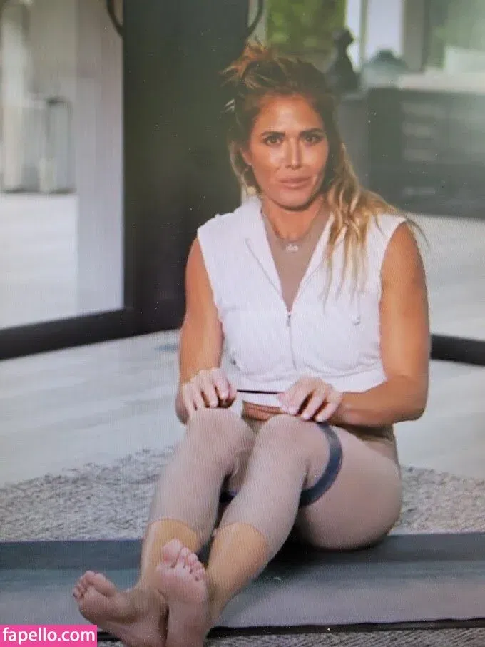 Torrie Wilson Onlyfans Photo Gallery 