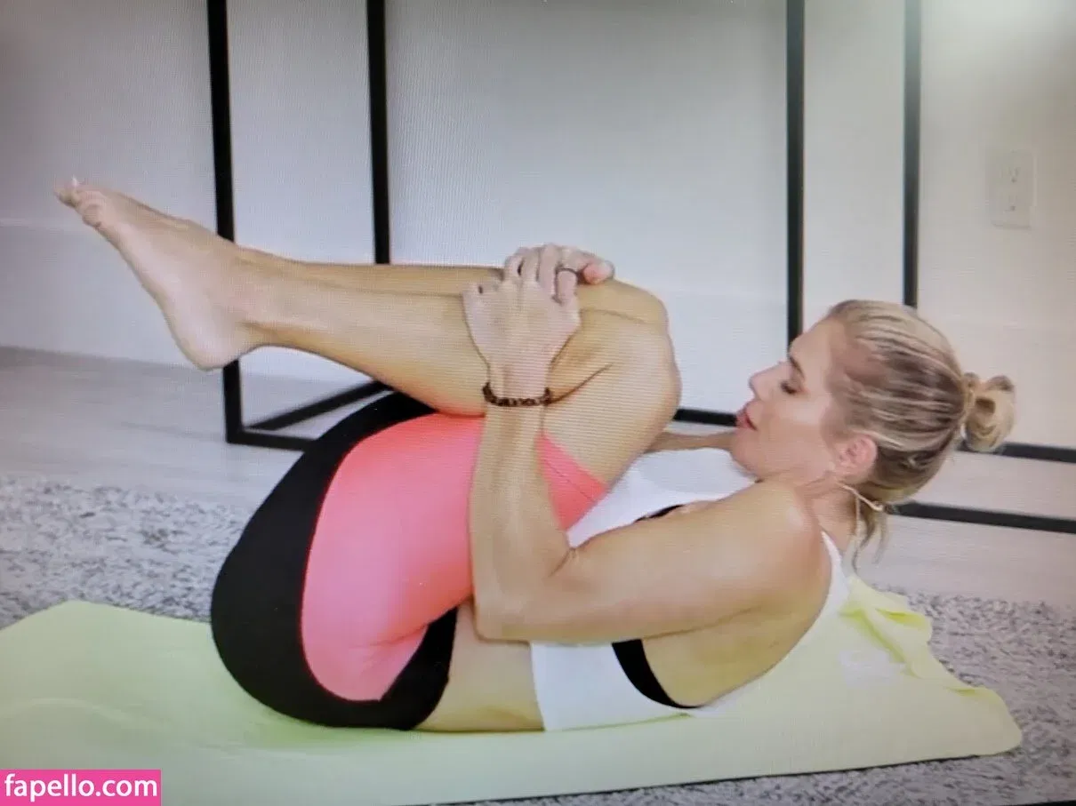 Torrie Wilson Onlyfans Photo Gallery 