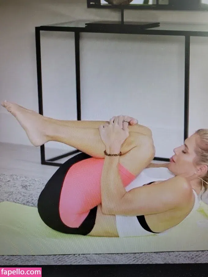 Torrie Wilson Onlyfans Photo Gallery 