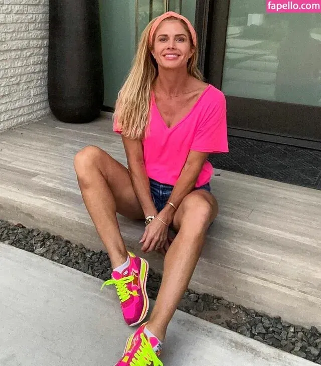 Torrie Wilson Onlyfans Photo Gallery 