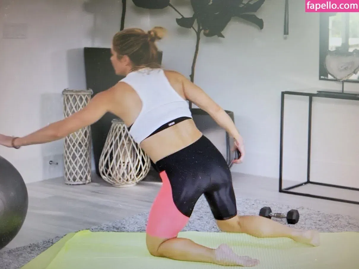 Torrie Wilson Onlyfans Photo Gallery 