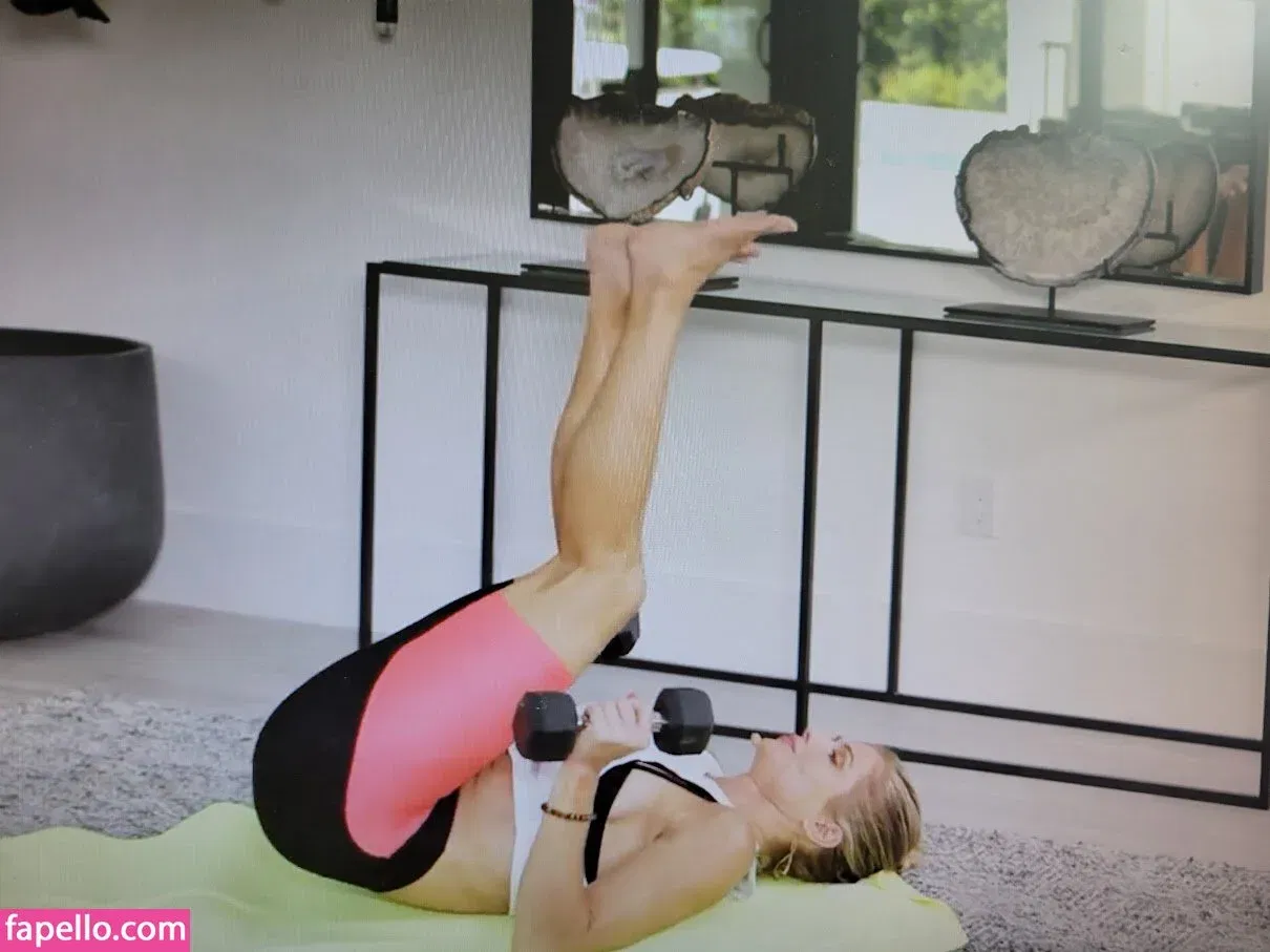 Torrie Wilson Onlyfans Photo Gallery 