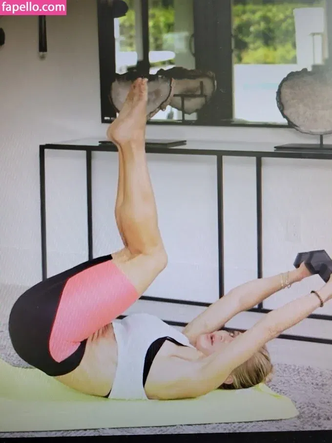 Torrie Wilson Onlyfans Photo Gallery 