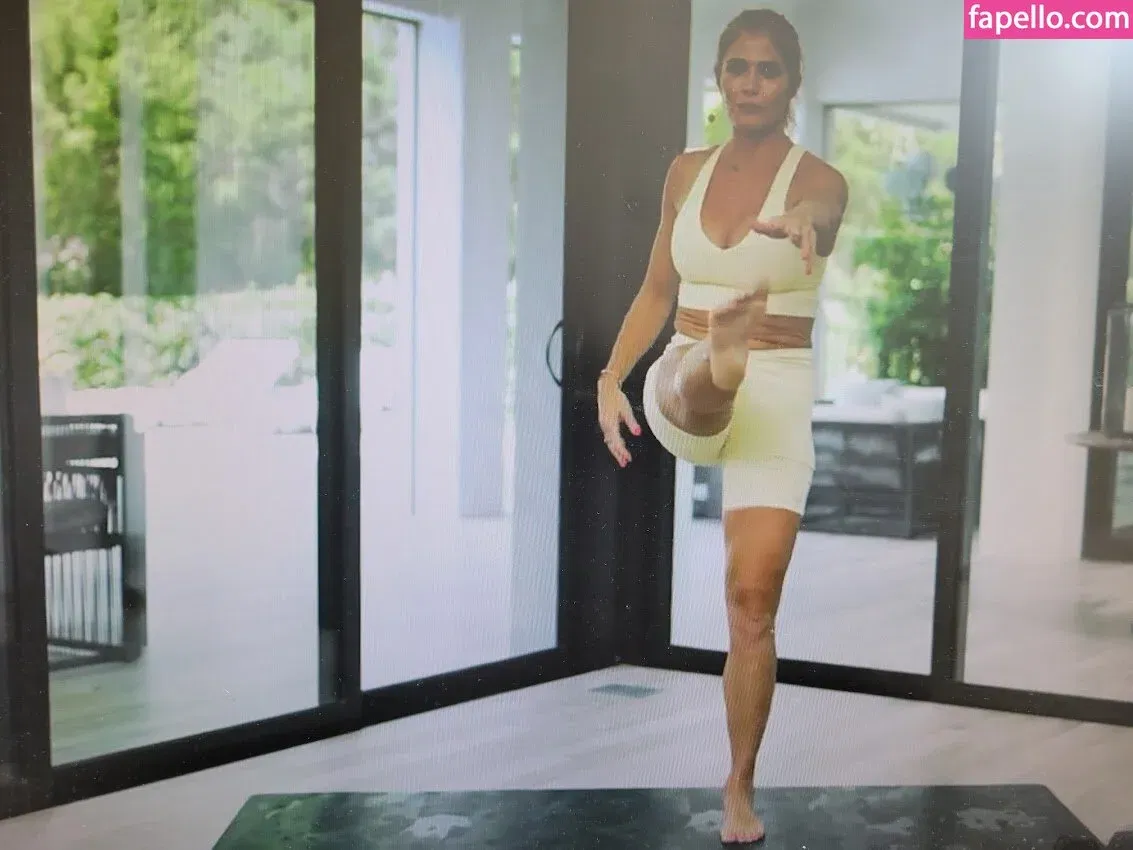 Torrie Wilson Onlyfans Photo Gallery 