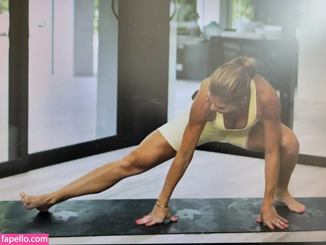 Torrie Wilson Onlyfans Photo Gallery 