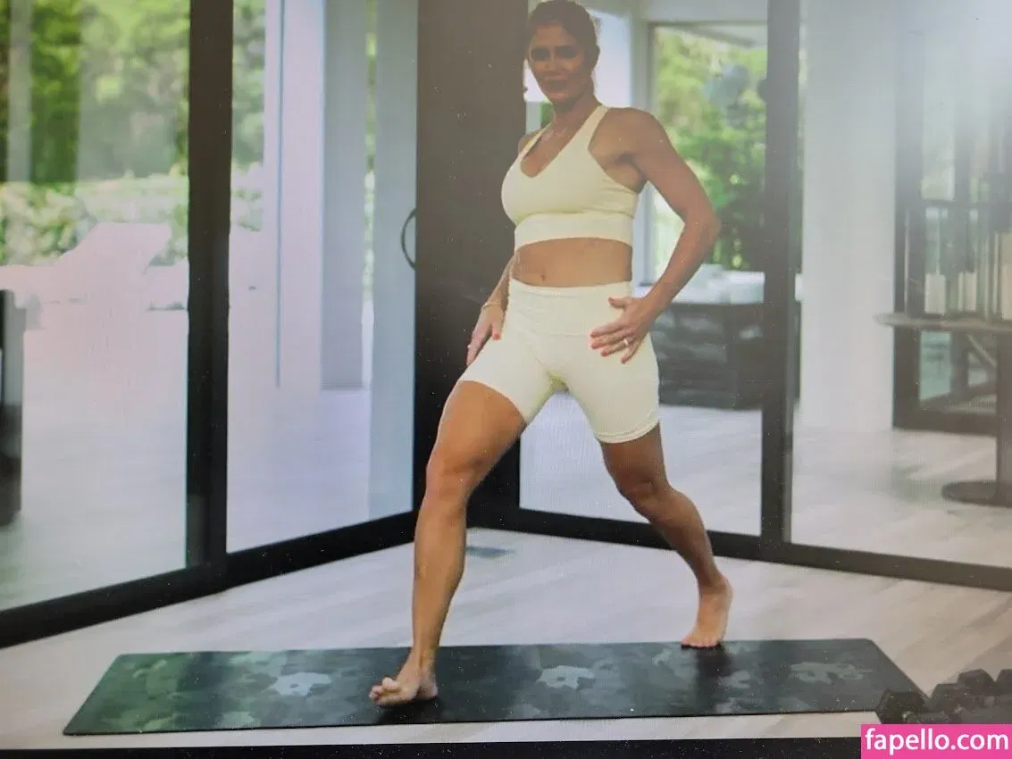 Torrie Wilson Onlyfans Photo Gallery 