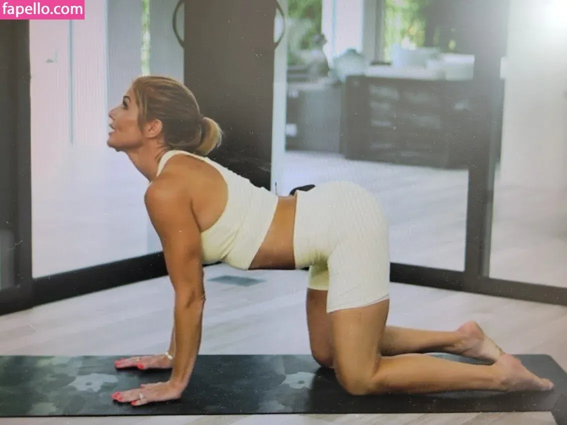 Torrie Wilson Onlyfans Photo Gallery 