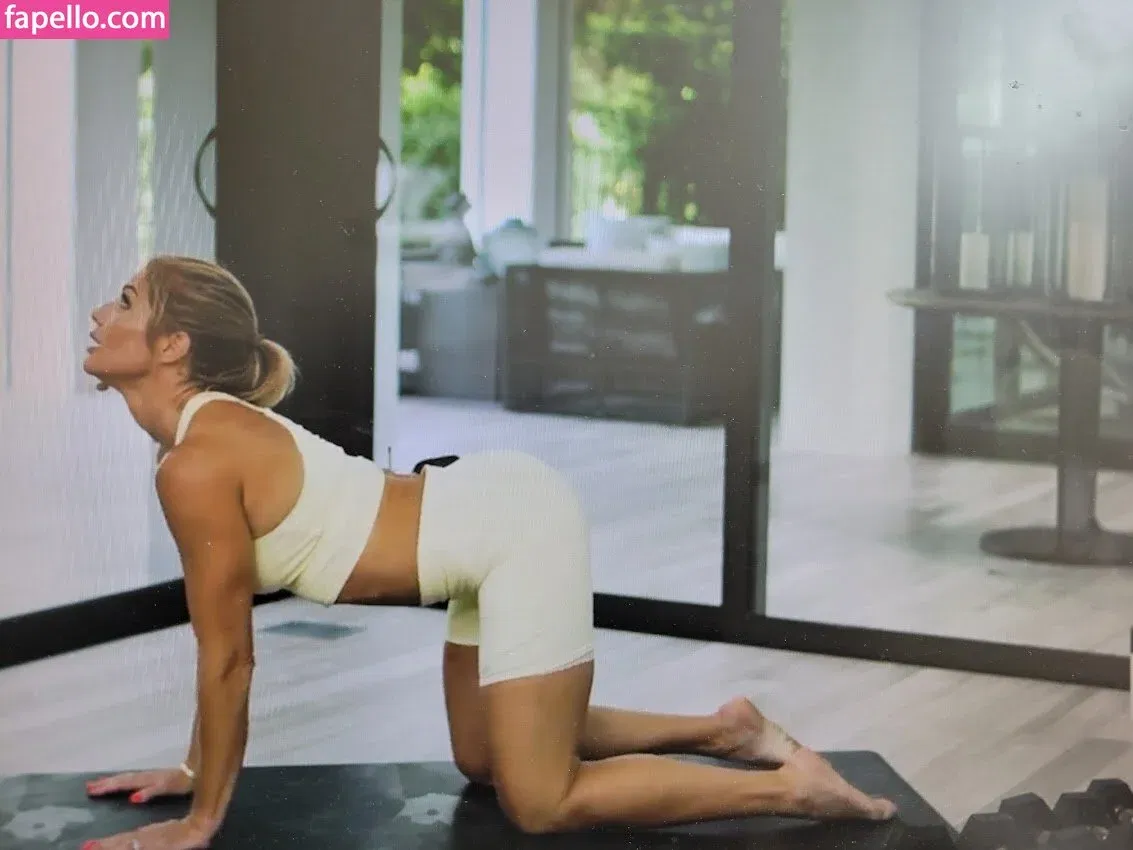 Torrie Wilson Onlyfans Photo Gallery 