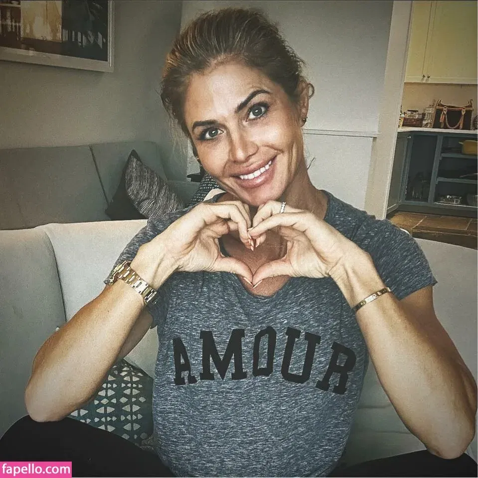 Torrie Wilson Onlyfans Photo Gallery 