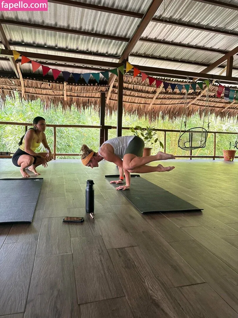 Torrie Wilson Onlyfans Photo Gallery 