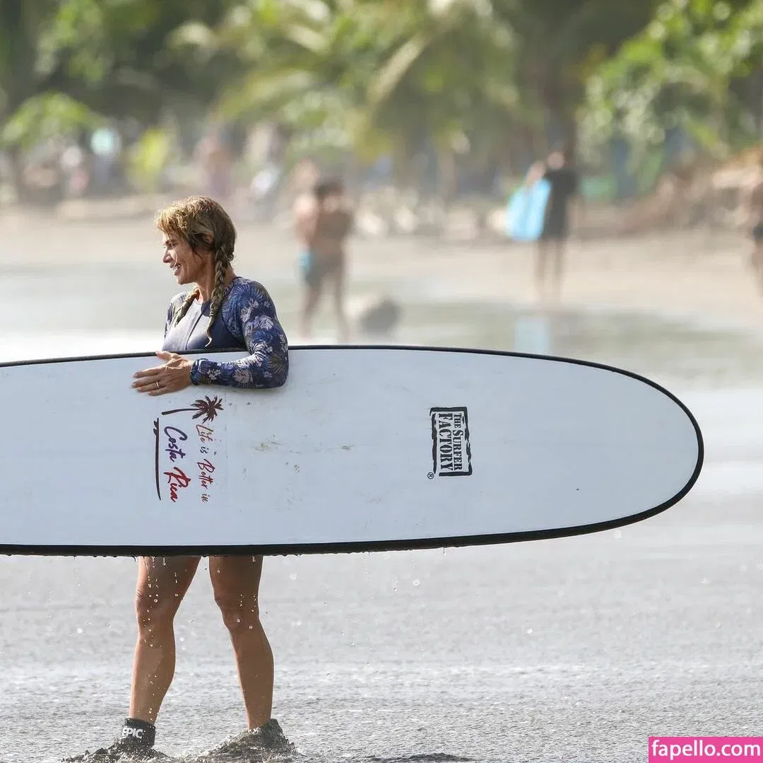 Torrie Wilson Onlyfans Photo Gallery 