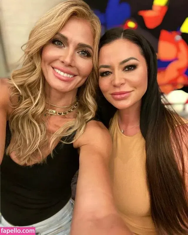 Torrie Wilson Onlyfans Photo Gallery 