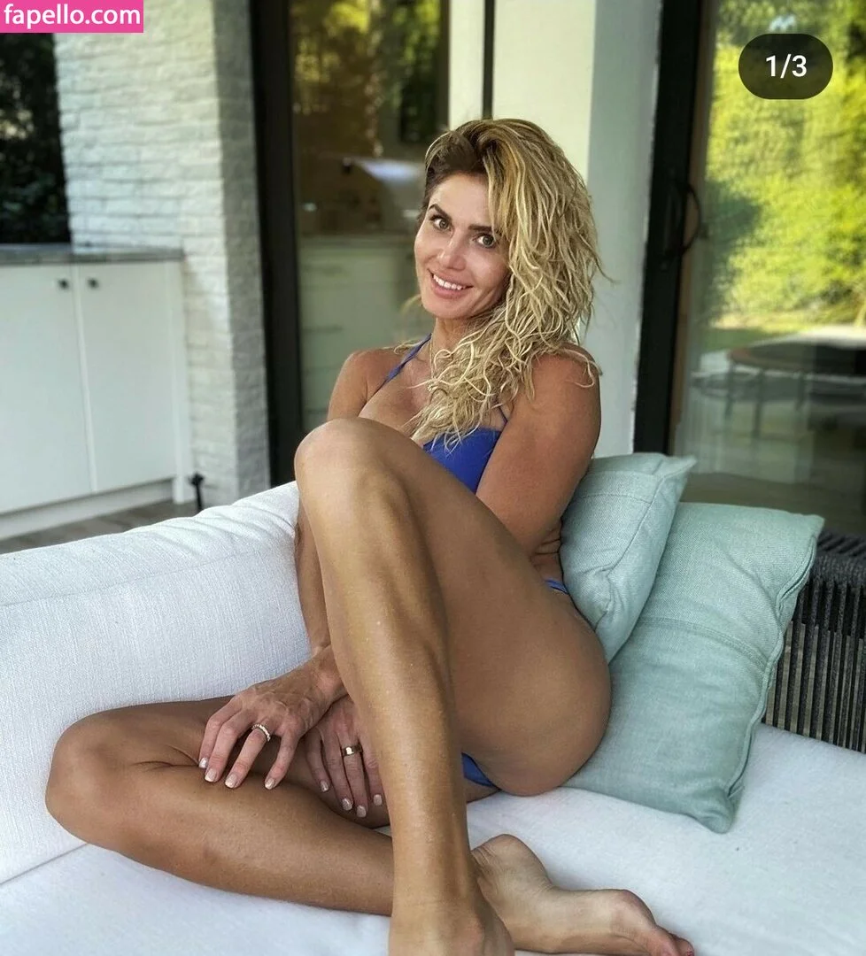Torrie Wilson Onlyfans Photo Gallery 