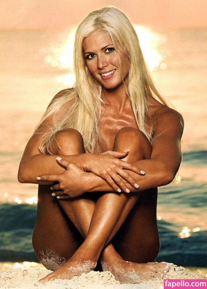 Torrie Wilson Onlyfans Photo Gallery 