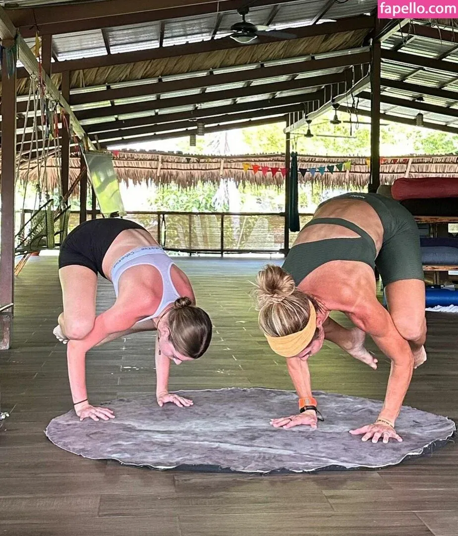 Torrie Wilson Onlyfans Photo Gallery 