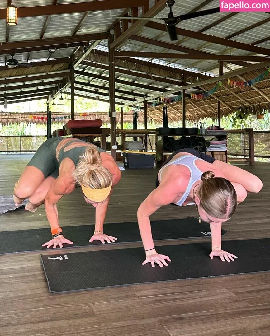 Torrie Wilson Onlyfans Photo Gallery 