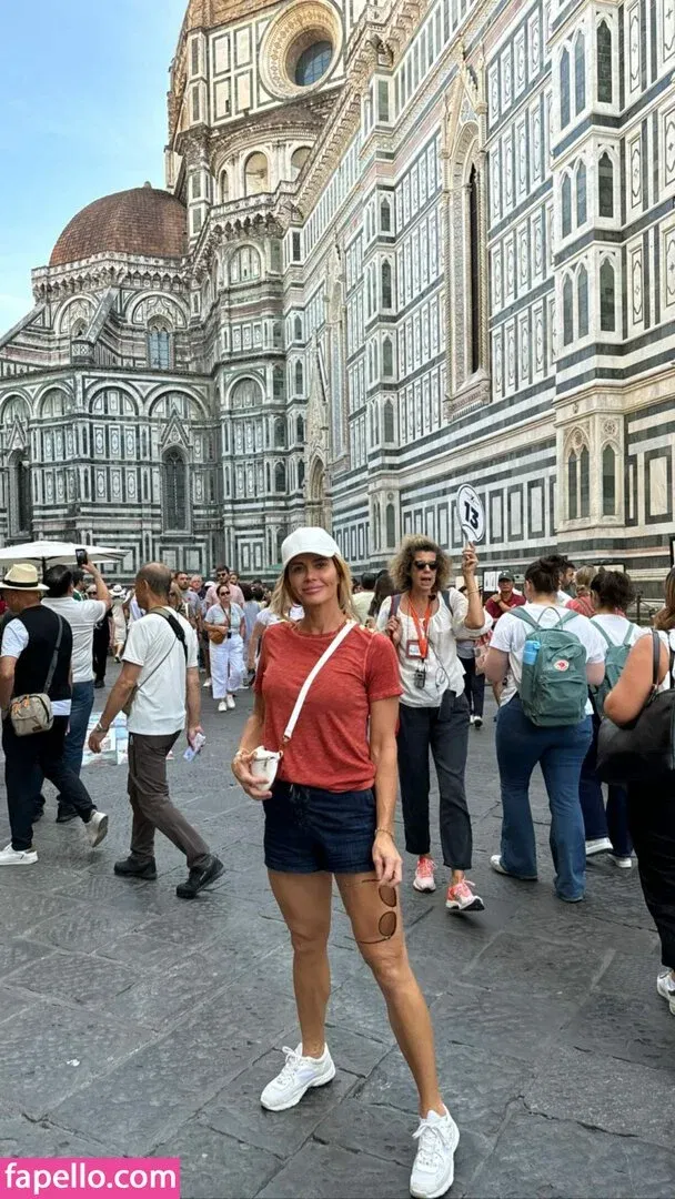 Torrie Wilson Onlyfans Photo Gallery 