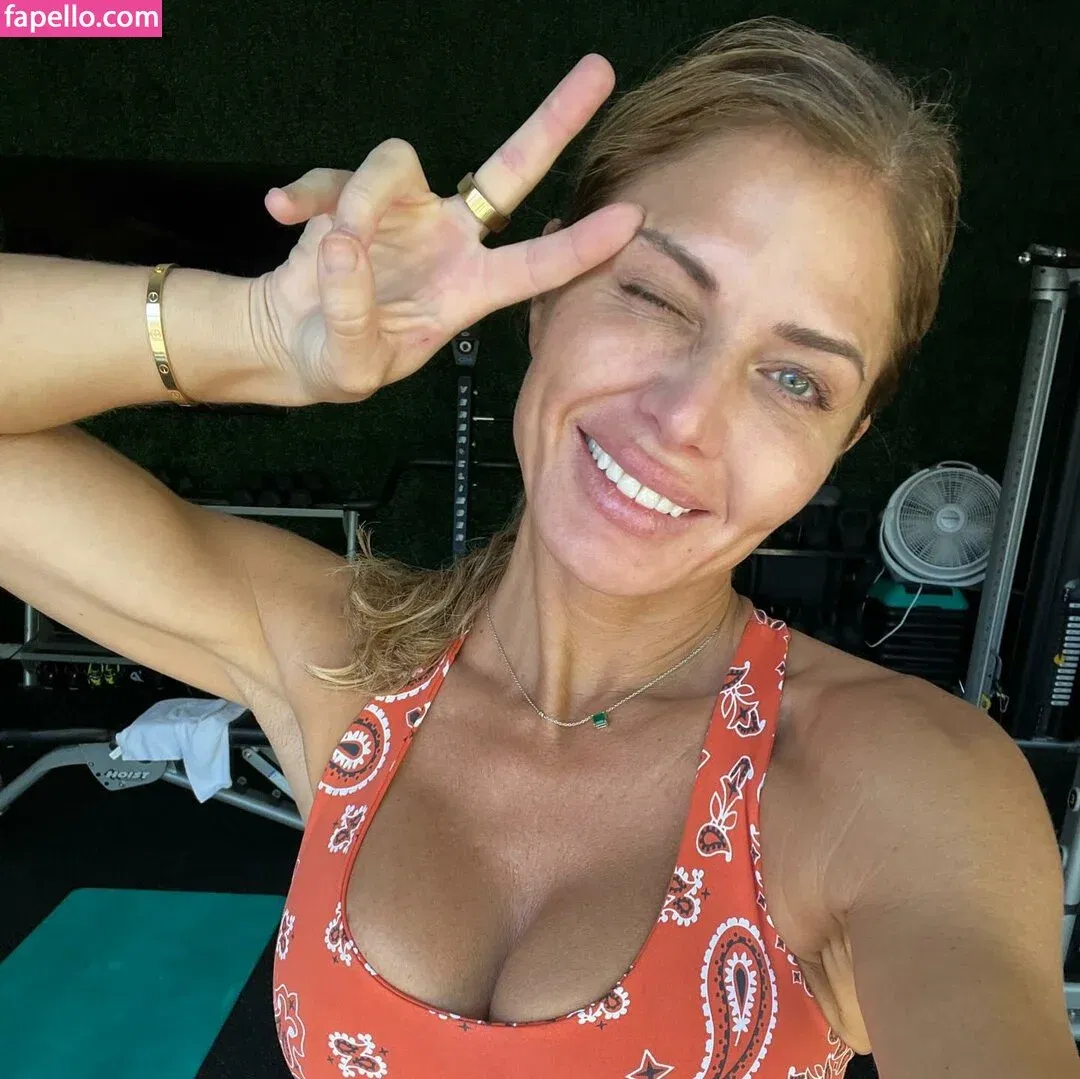 Torrie Wilson Onlyfans Photo Gallery 