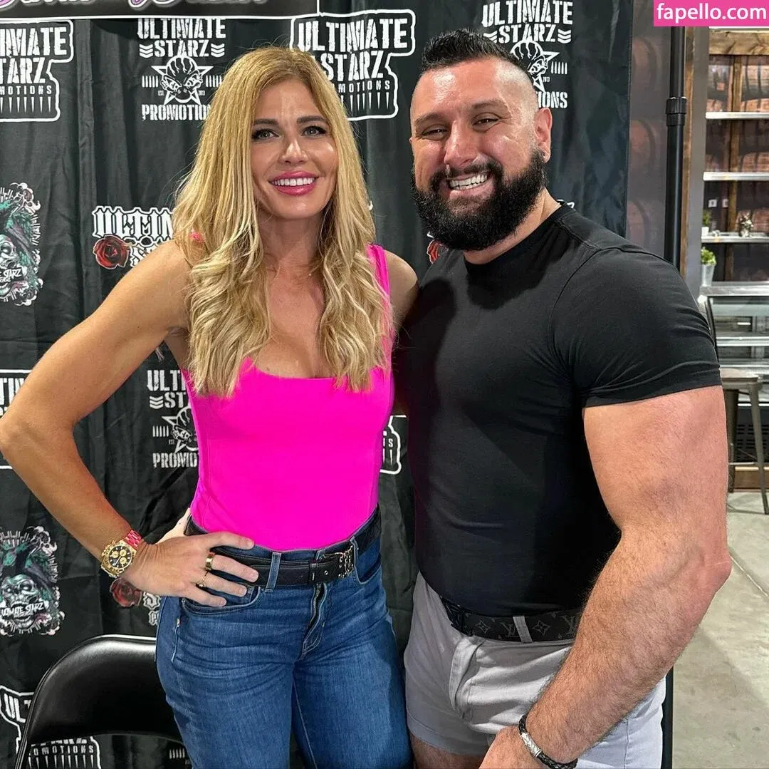 Torrie Wilson Onlyfans Photo Gallery 