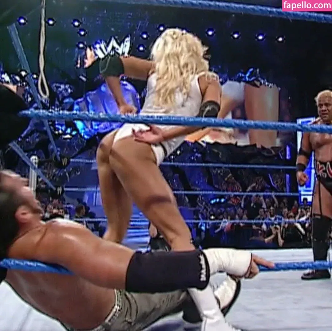 Torrie Wilson Onlyfans Photo Gallery 