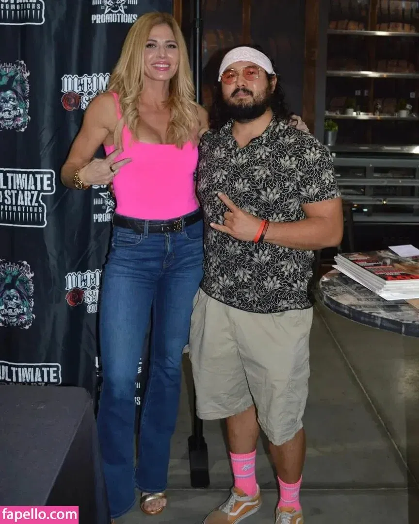 Torrie Wilson Onlyfans Photo Gallery 