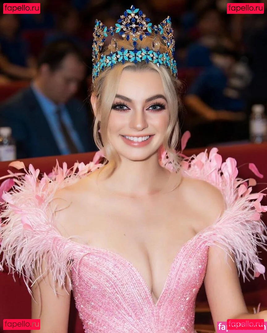 Karolina Bielawska Onlyfans Photo Gallery 