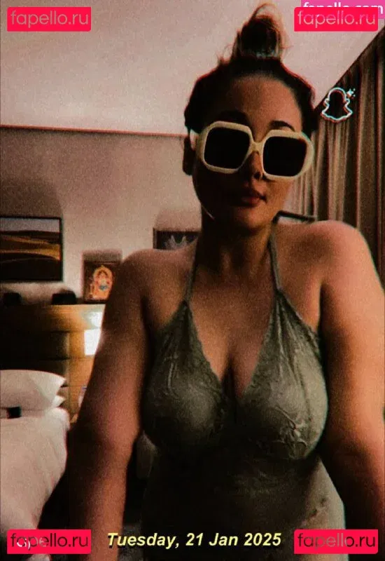 Kiran Onlyfans Photo Gallery 