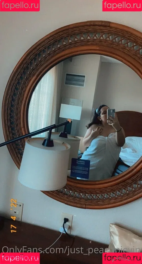 just_peachpievip Onlyfans Photo Gallery 