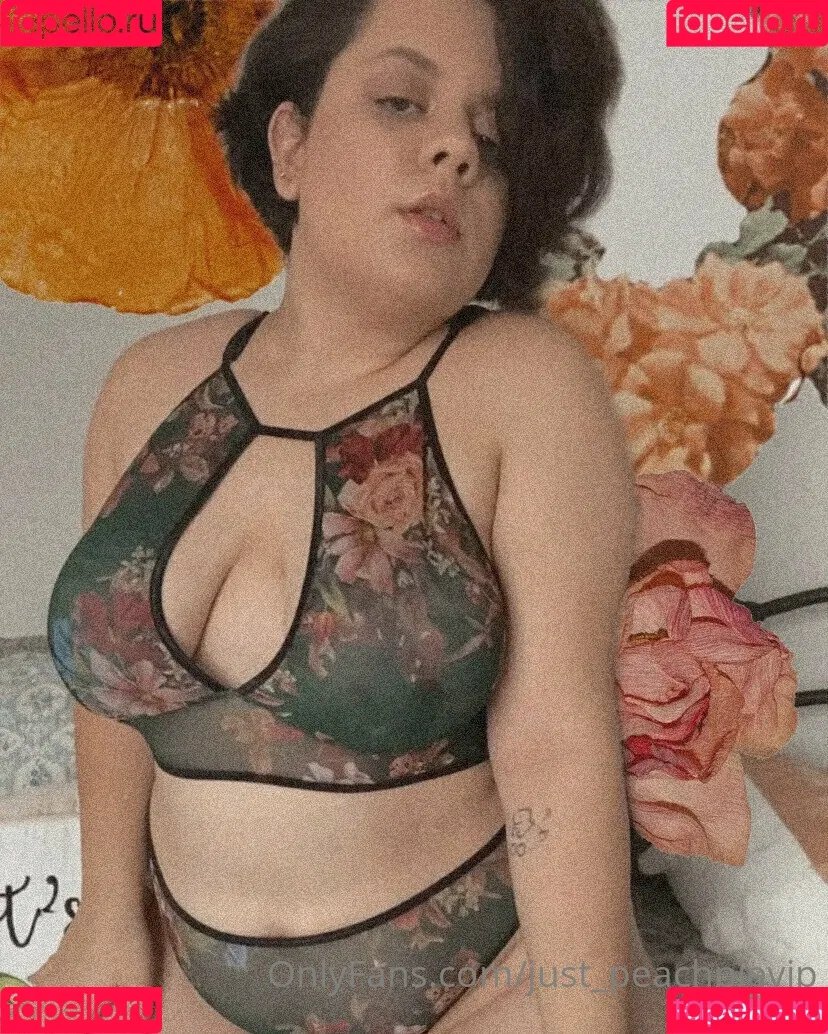 just_peachpievip Onlyfans Photo Gallery 
