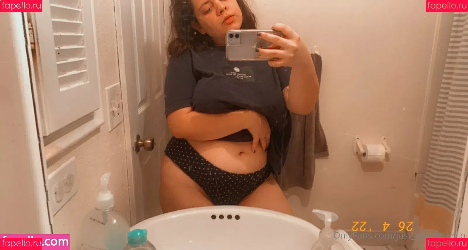 just_peachpievip Onlyfans Photo Gallery 
