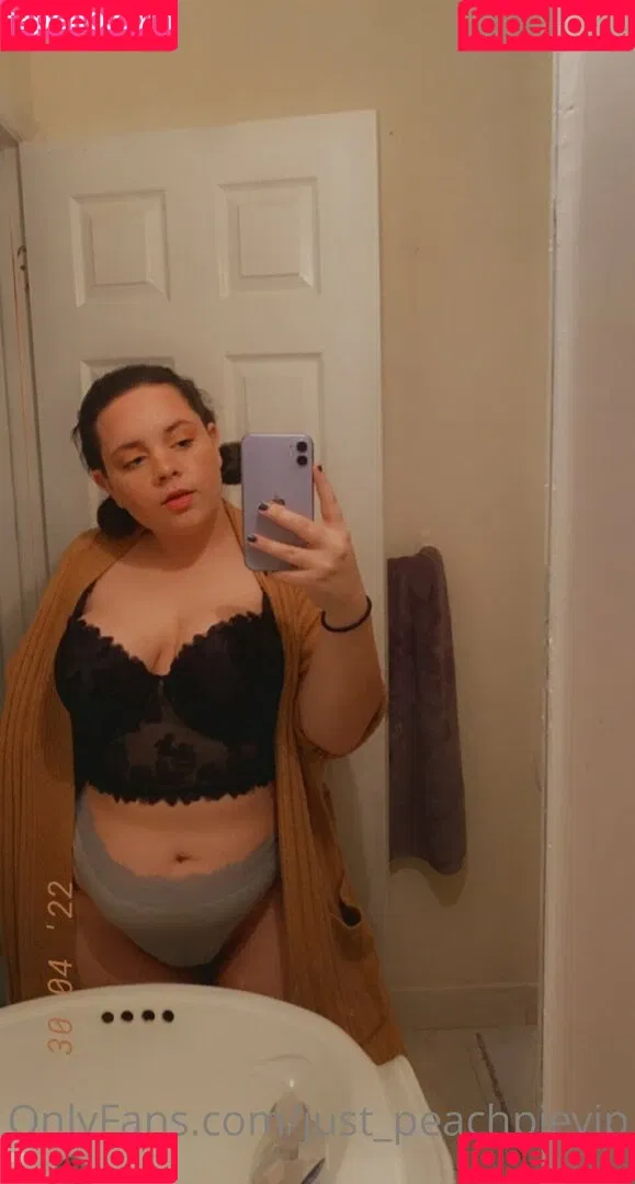 just_peachpievip Onlyfans Photo Gallery 