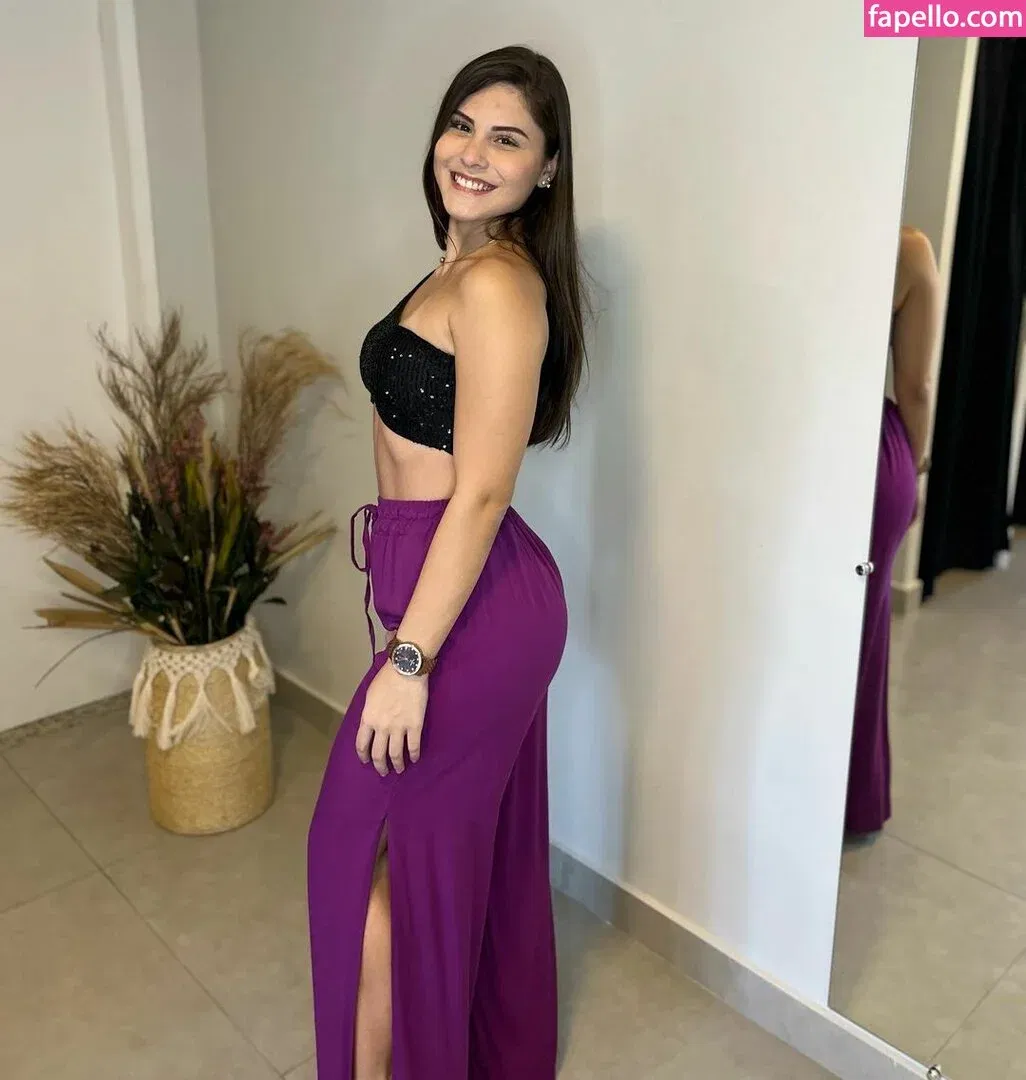 rosicleralb Onlyfans Photo Gallery 