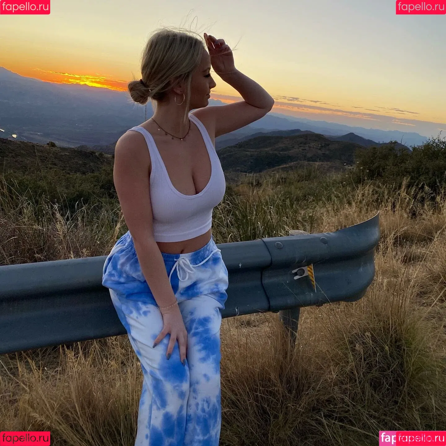 Chloe H Onlyfans Photo Gallery 