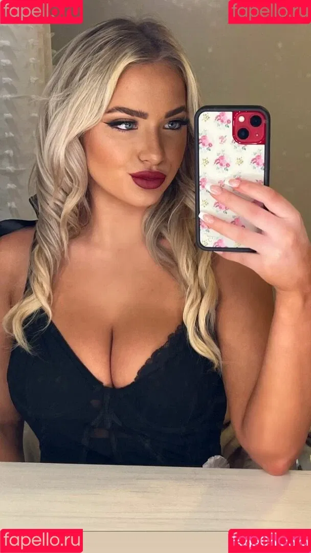 Chloe H Onlyfans Photo Gallery 