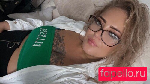 Chloe H Nude Onlyfans Photo 4