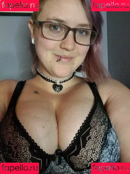 gothrosie Onlyfans Photo Gallery 
