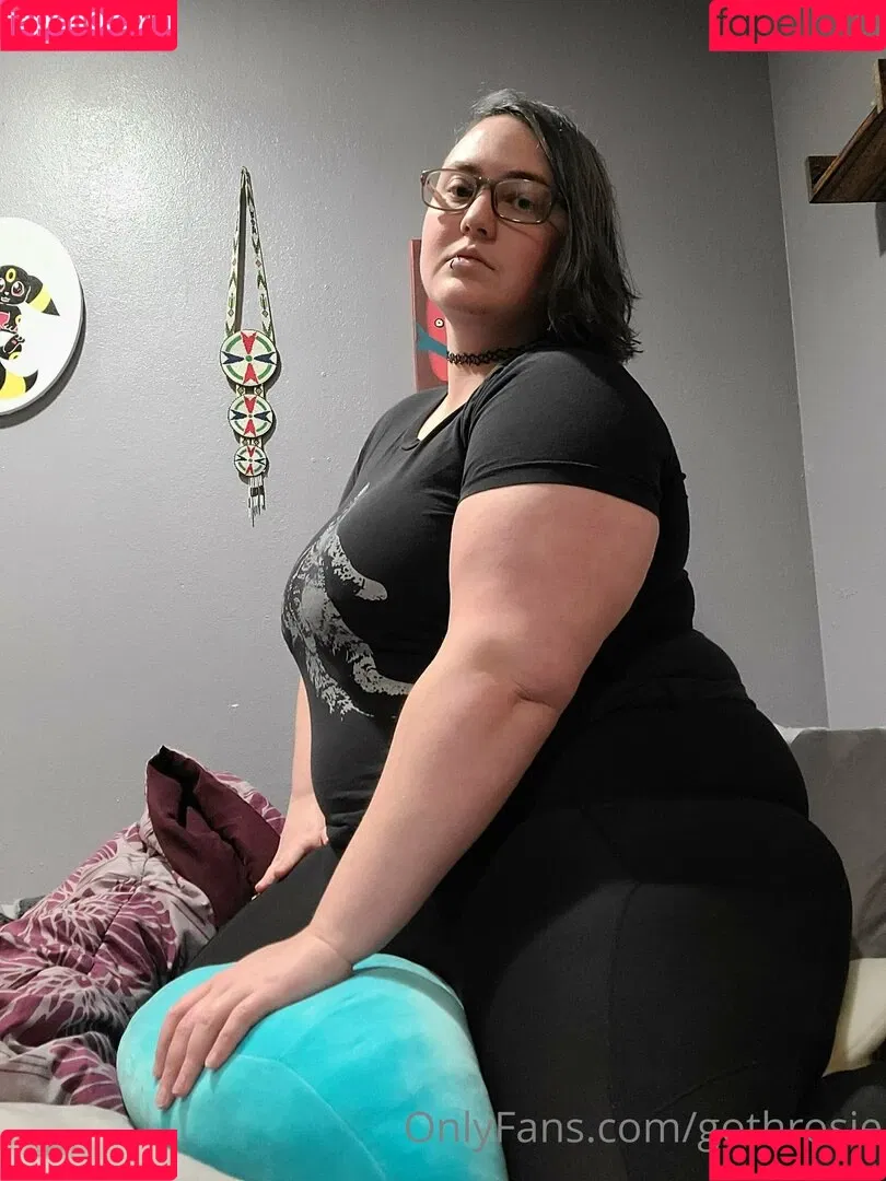 gothrosie Onlyfans Photo Gallery 