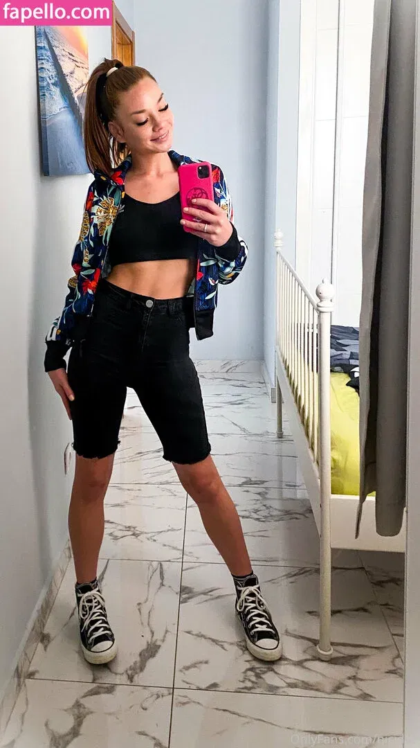 nicidee Onlyfans Photo Gallery 