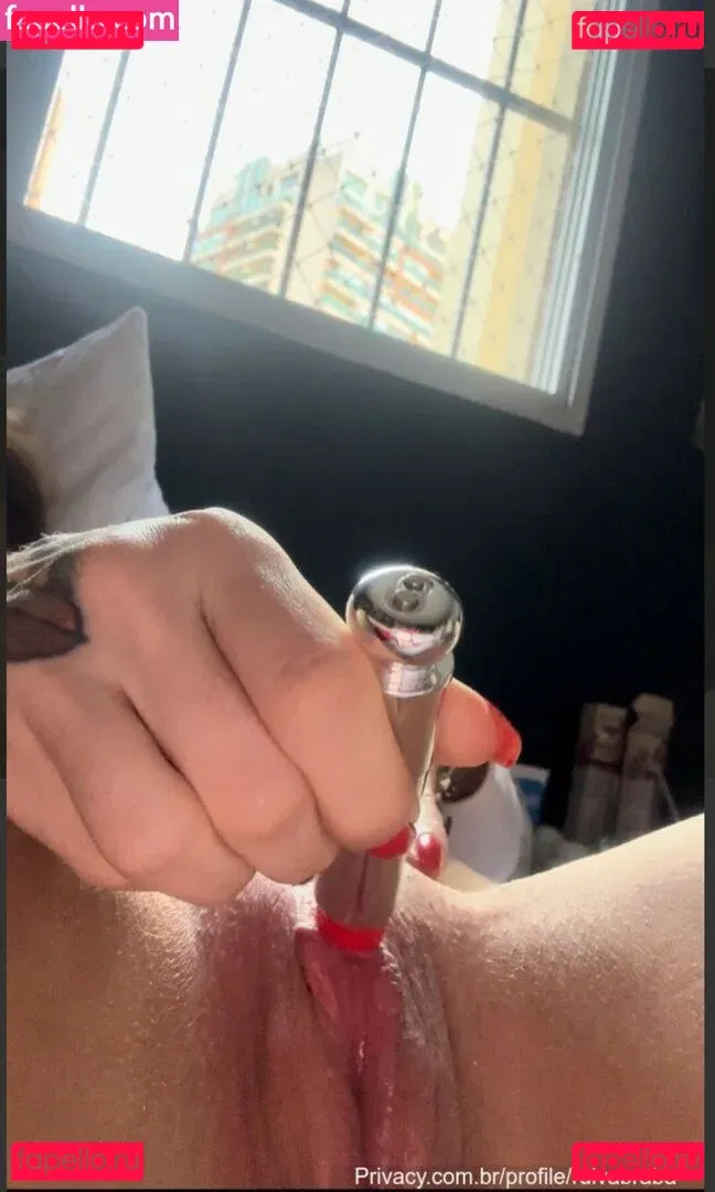 Ruiva Braba Onlyfans Photo Gallery 