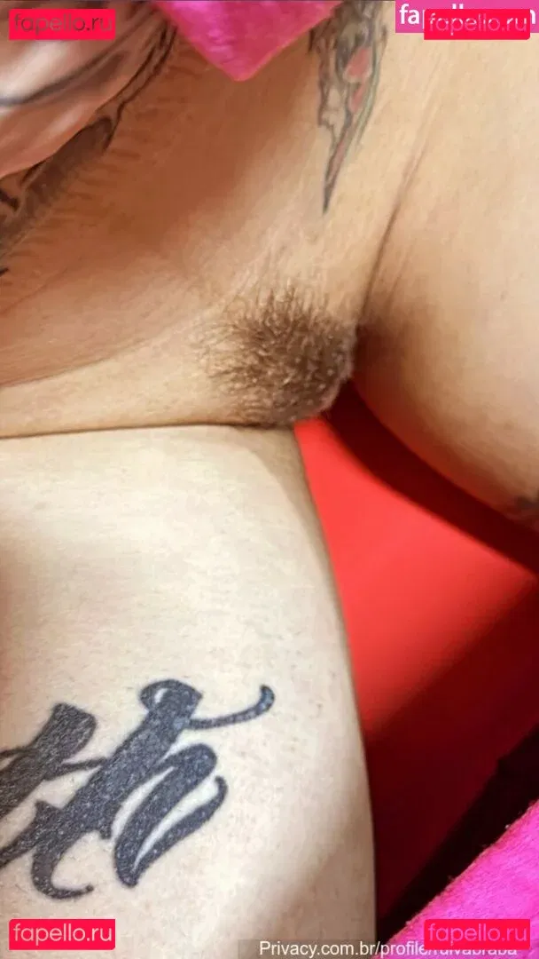 Ruiva Braba Onlyfans Photo Gallery 