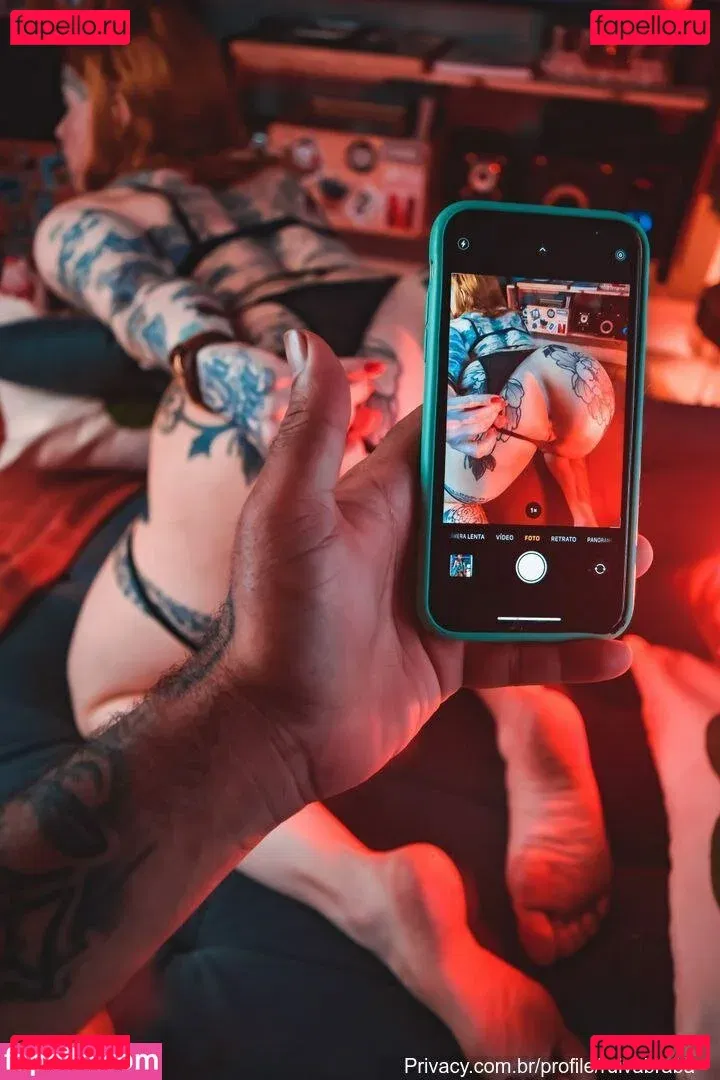 Ruiva Braba Onlyfans Photo Gallery 