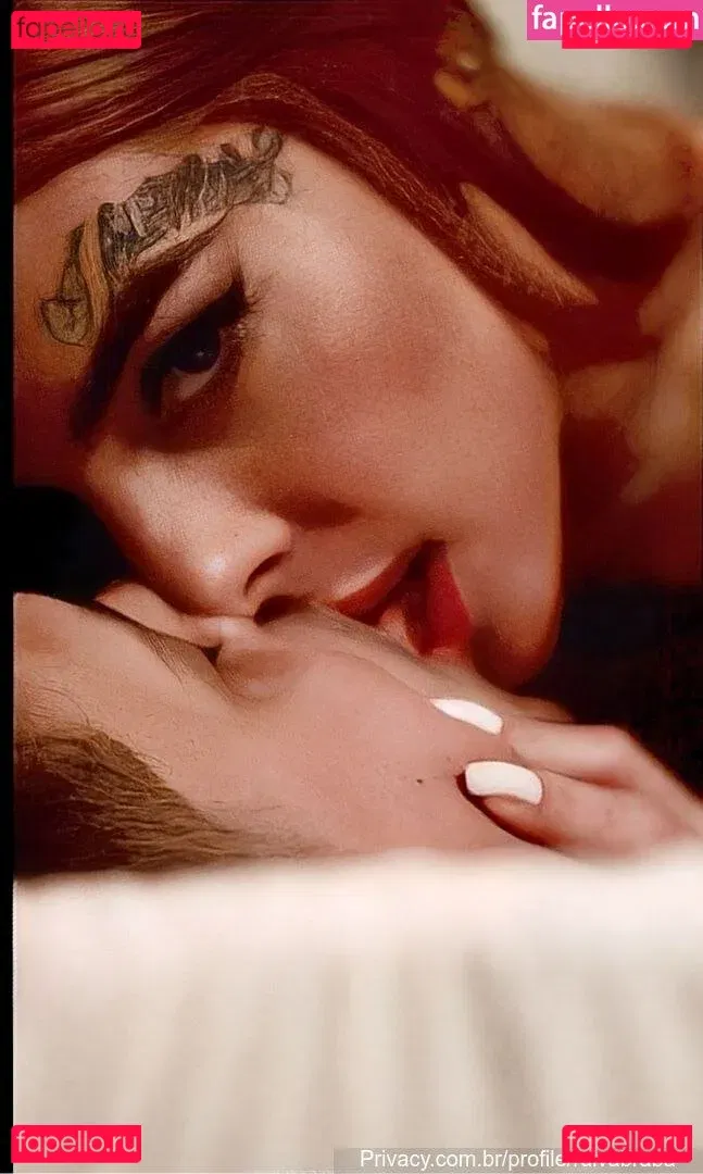 Ruiva Braba Onlyfans Photo Gallery 