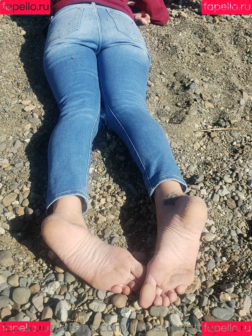 lilmisslongtoes7410 Onlyfans Photo Gallery 